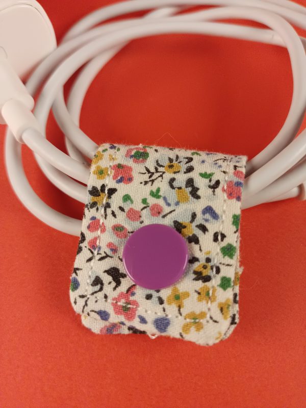 Attache câble Fleurs
