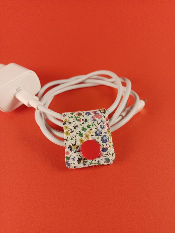 Attache câble Fleurs