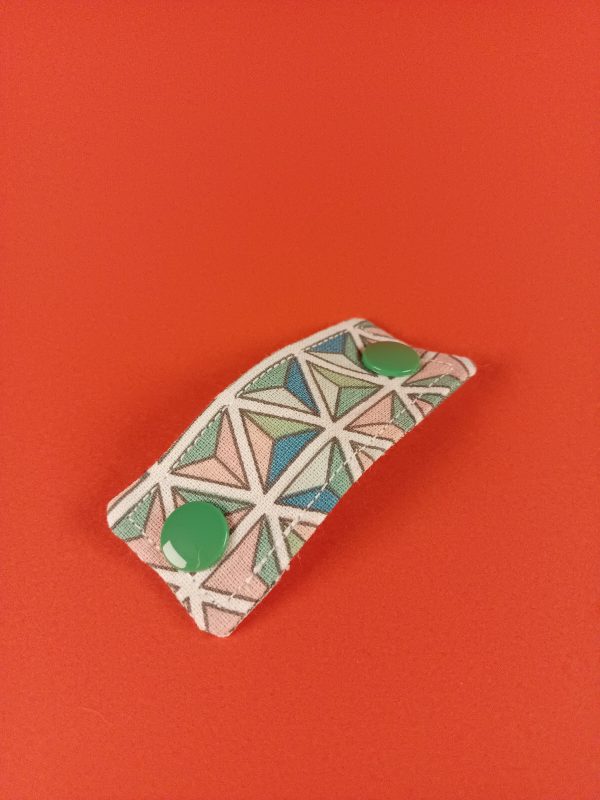 Attache câble Triangle