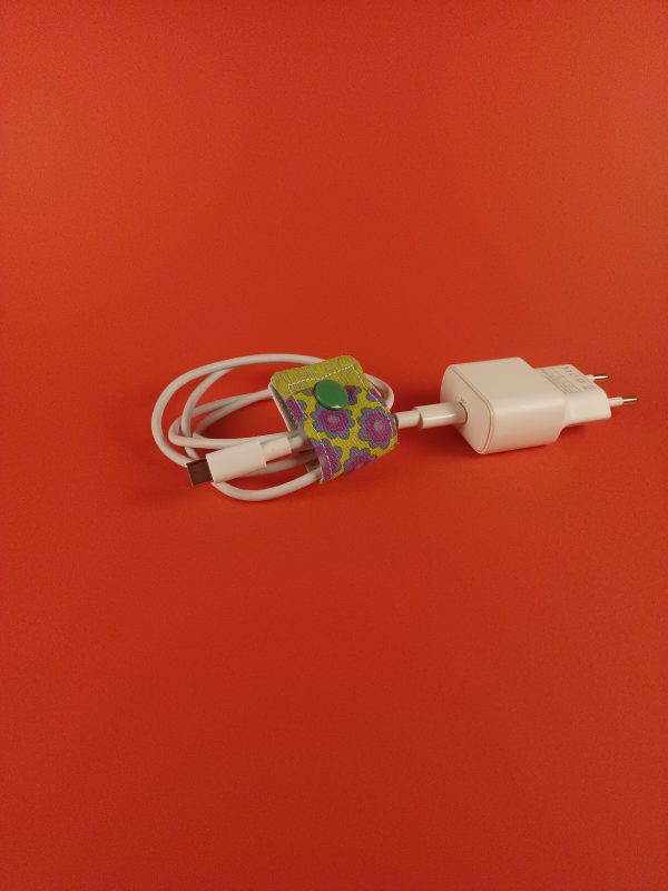 Attache câble Éléphant